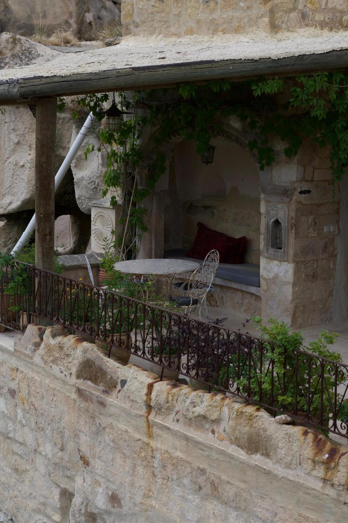 Potamia Cave Suites Ortahisar Exterior photo